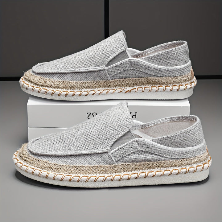 Pauls | Zomerse Slip-Ons Gevlochten Zool & Canvas Bovenwerk