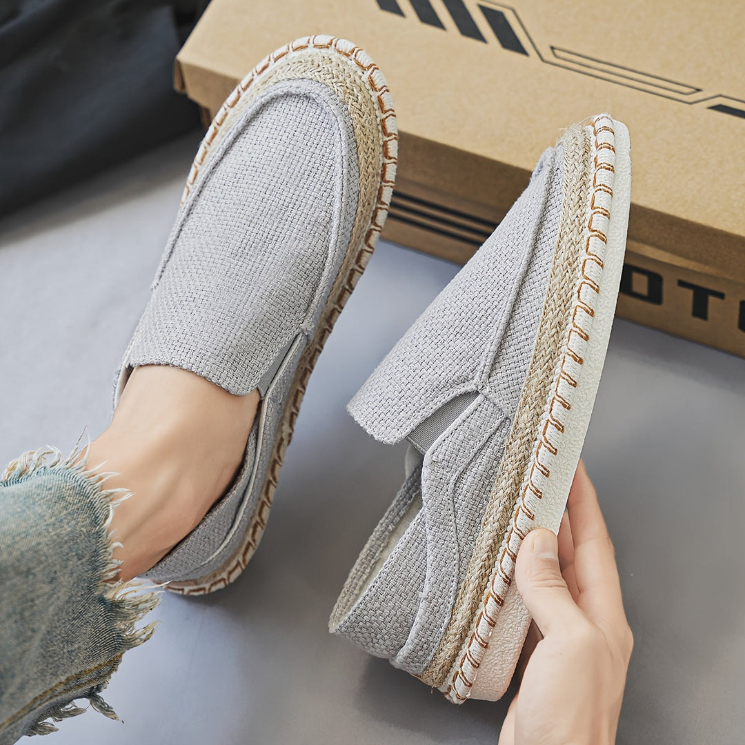 Pauls | Zomerse Slip-Ons Gevlochten Zool & Canvas Bovenwerk