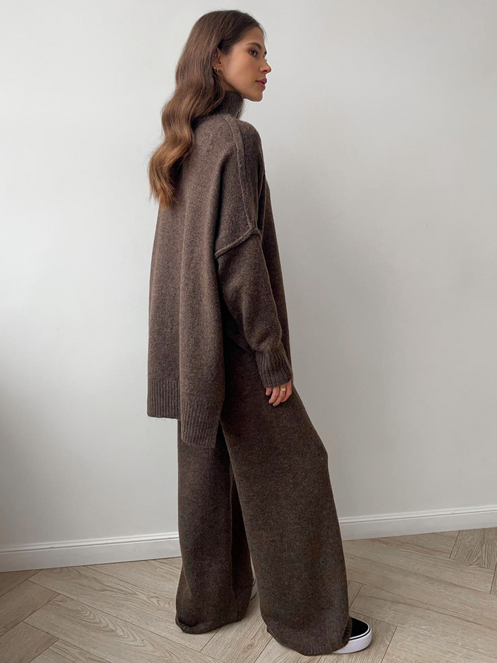 Fae | Set met effen coltrui en gebreide broek