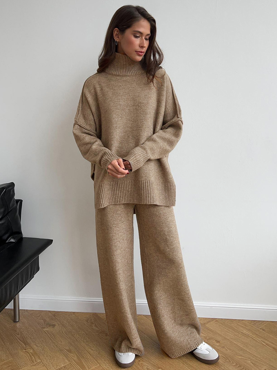 Fae | Set met effen coltrui en gebreide broek